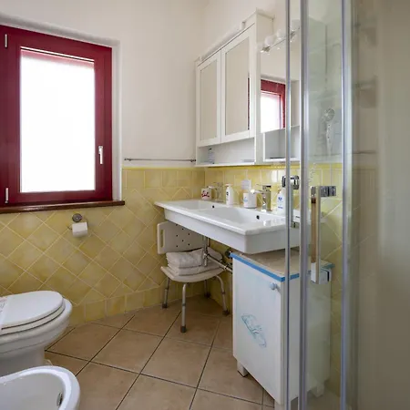 L'orso E Il Mare (adults Only) Bed and breakfast