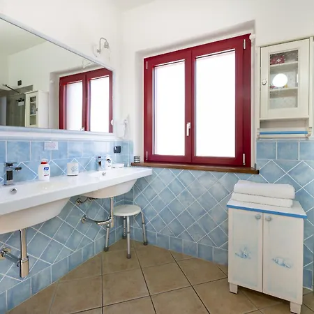 Bed & Breakfast L'orso E Il Mare (adults Only) 4*