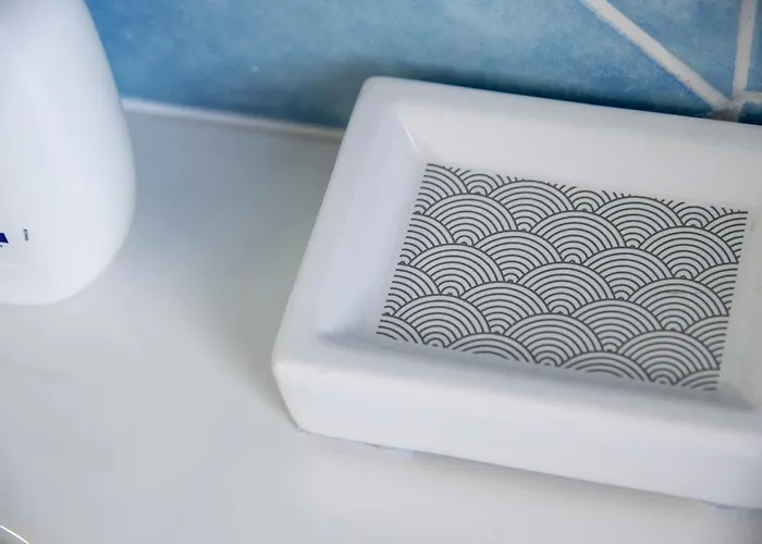 L'orso E Il Mare (adults Only)